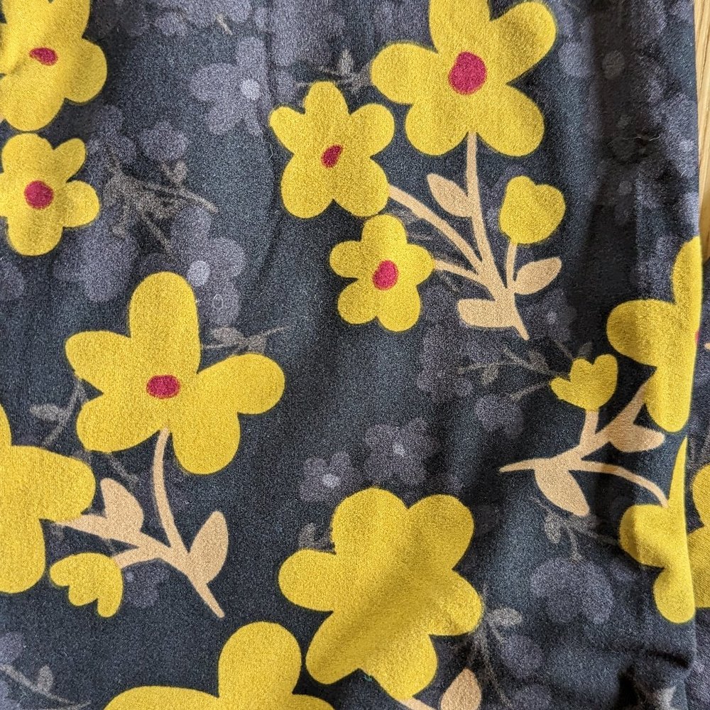 Lularoe Leggings - Picture 2 of 4